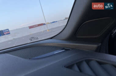 Седан Audi A4 2018 в 