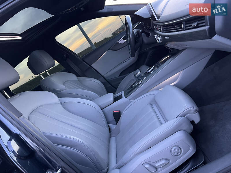 Седан Audi A4 2018 в Львові