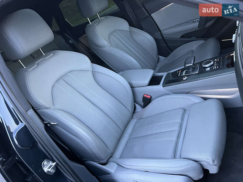 Седан Audi A4 2018 в Львові