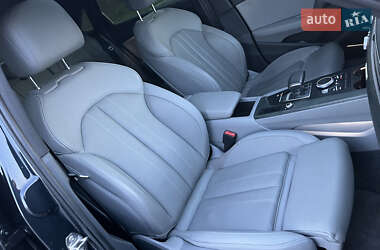 Седан Audi A4 2018 в 