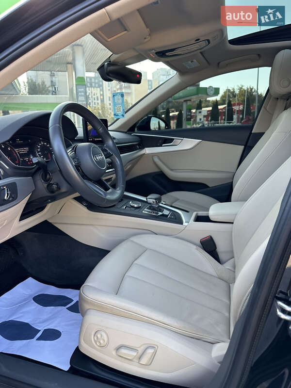 Седан Audi A4 2018 в Виннице