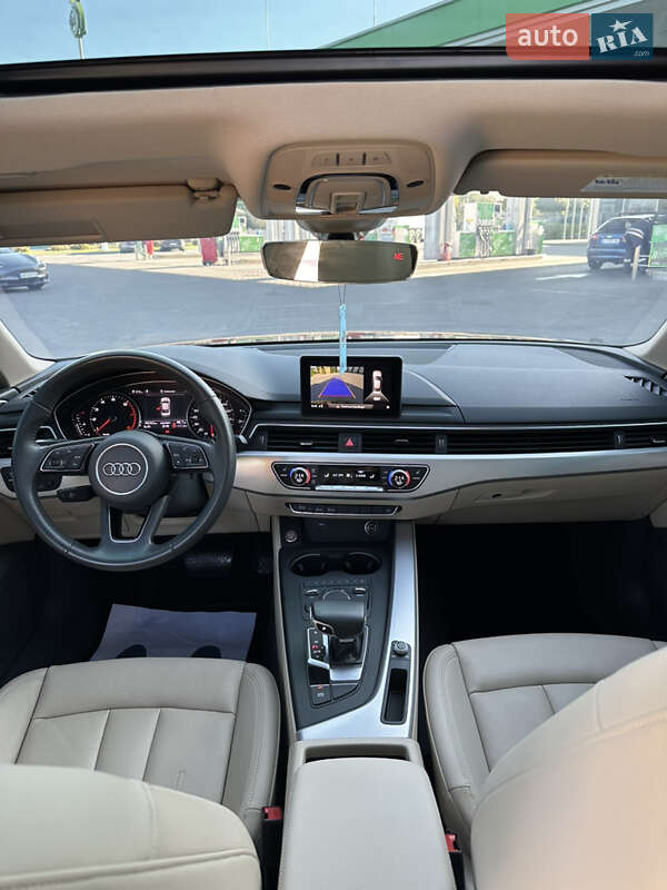 Седан Audi A4 2018 в Виннице