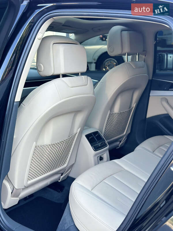 Седан Audi A4 2018 в Виннице