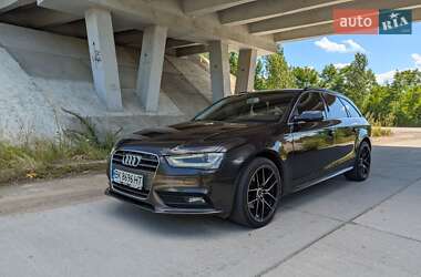 Универсал Audi A4 2012 в 