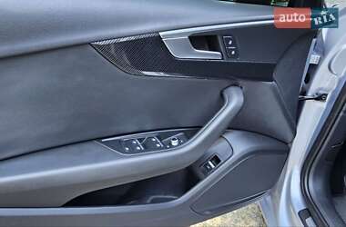 Универсал Audi A4 2018 в 