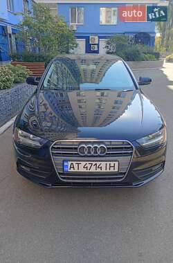 Седан Audi A4 2013 в 