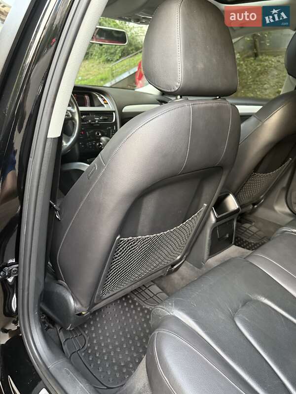 Седан Audi A4 2011 в Киеве