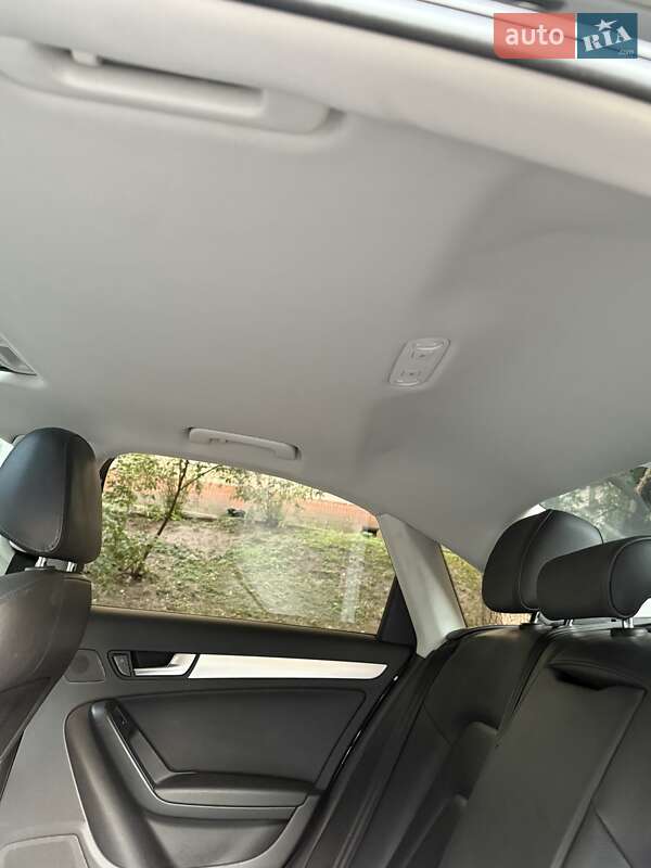 Седан Audi A4 2011 в Киеве