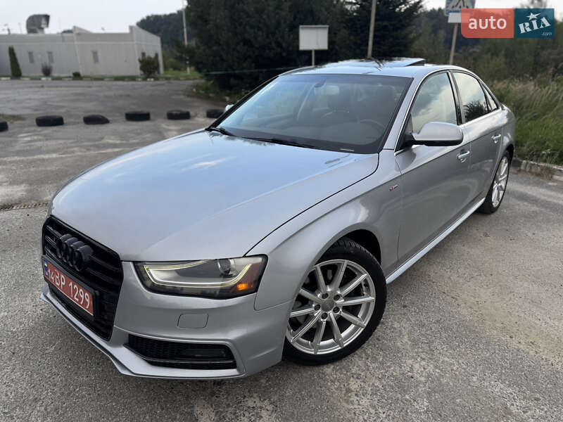 Седан Audi A4 2015 в Самборі