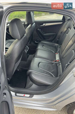 Седан Audi A4 2015 в 