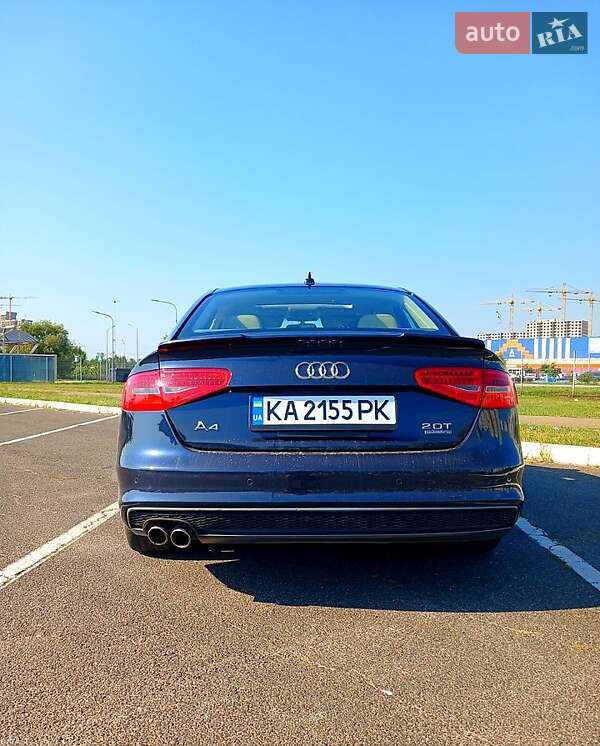 Седан Audi A4 2015 в 