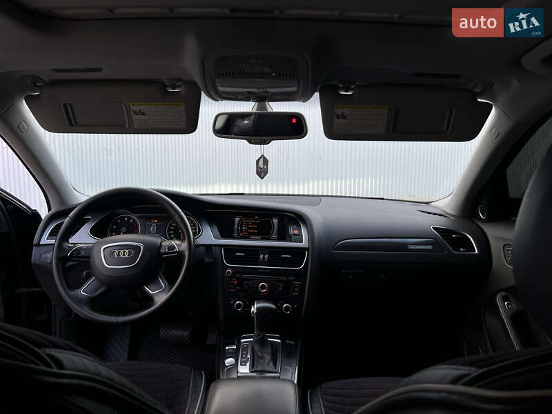 Седан Audi A4 2012 в Тернополі