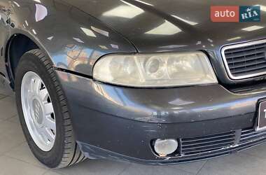 Седан Audi A4 1999 в 