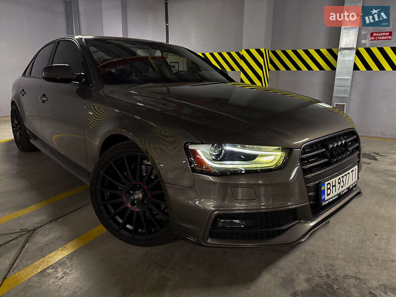 Седан Audi A4 2014 в Одессе