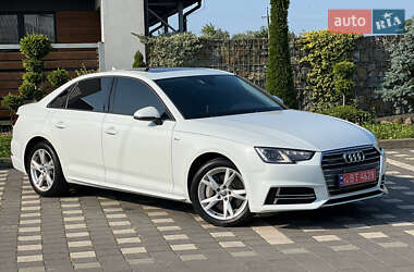 Седан Audi A4 2018 в 