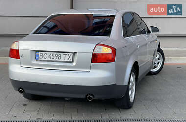 Седан Audi A4 2001 в 