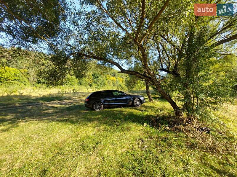 Универсал Audi A4 2013 в 