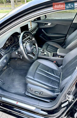 Седан Audi A4 2016 в Запоріжжі