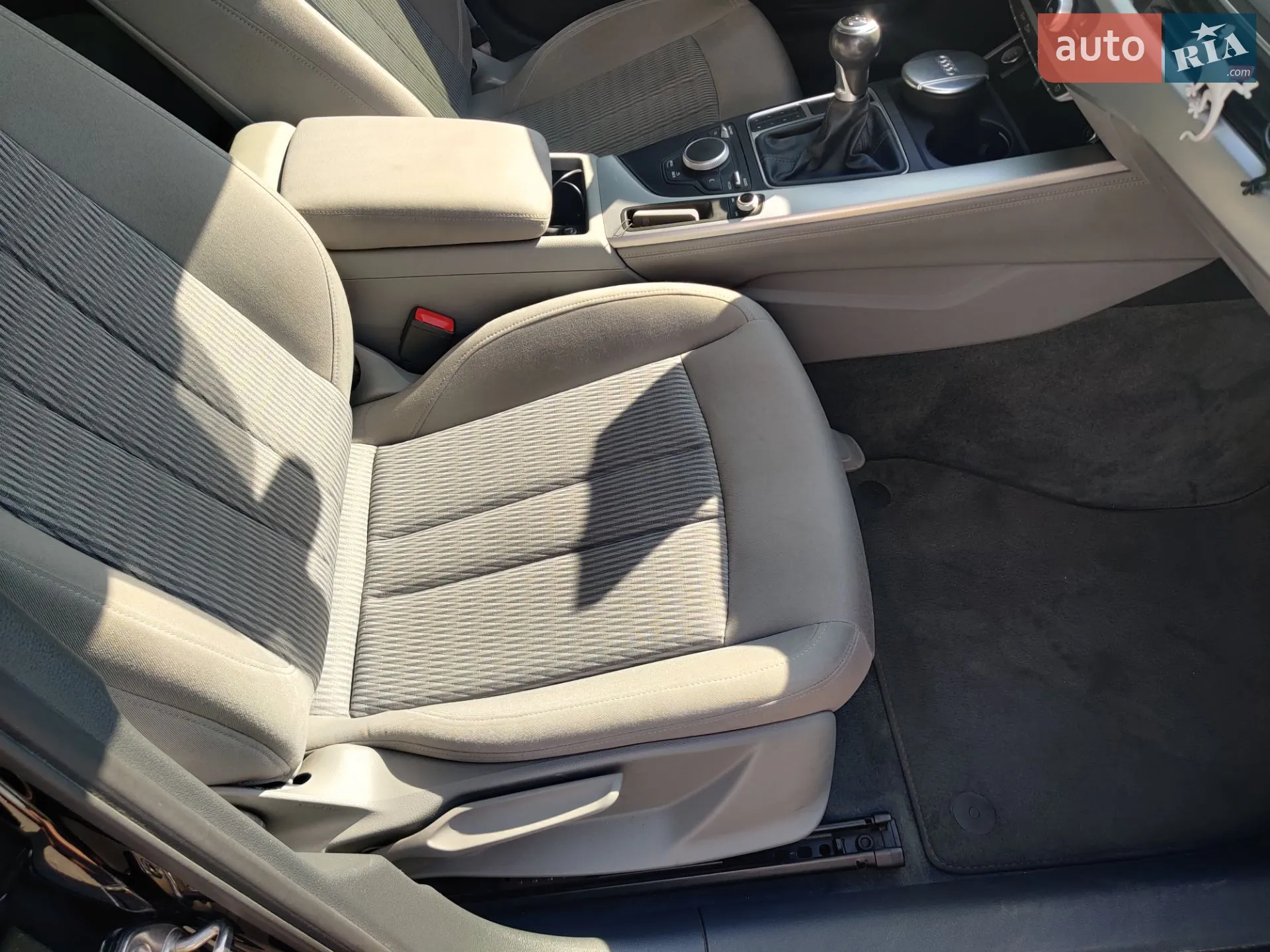 2016 Audi A4 - мініатюра 12