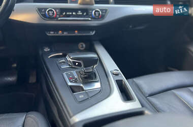 Седан Audi A4 2017 в 