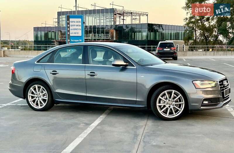 Седан Audi A4 2014 в Киеве
