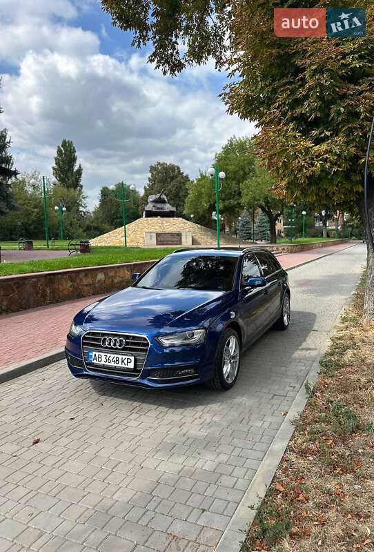 Audi A4 2014