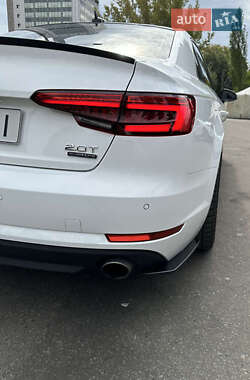 Седан Audi A4 2015 в Києві