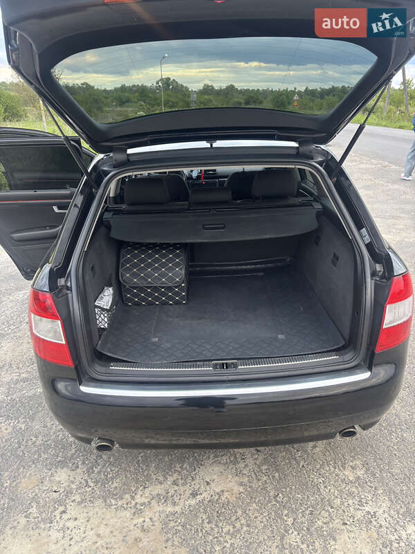 Универсал Audi A4 2004 в Старом Самборе