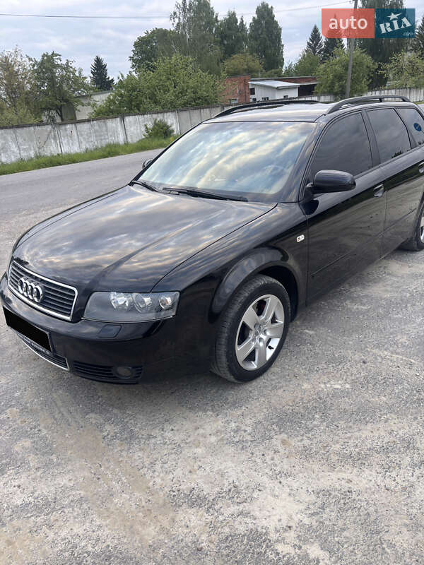 Универсал Audi A4 2004 в Старом Самборе