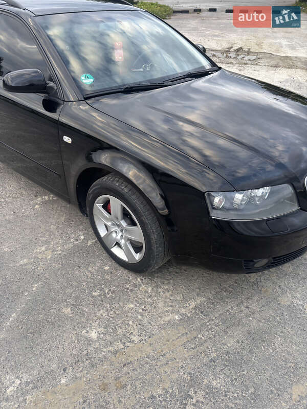 Универсал Audi A4 2004 в Старом Самборе