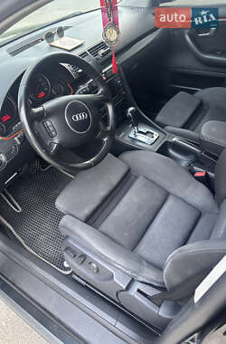 Универсал Audi A4 2004 в Старом Самборе