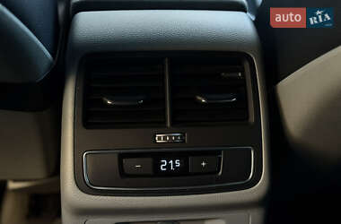 Седан Audi A4 2017 в 