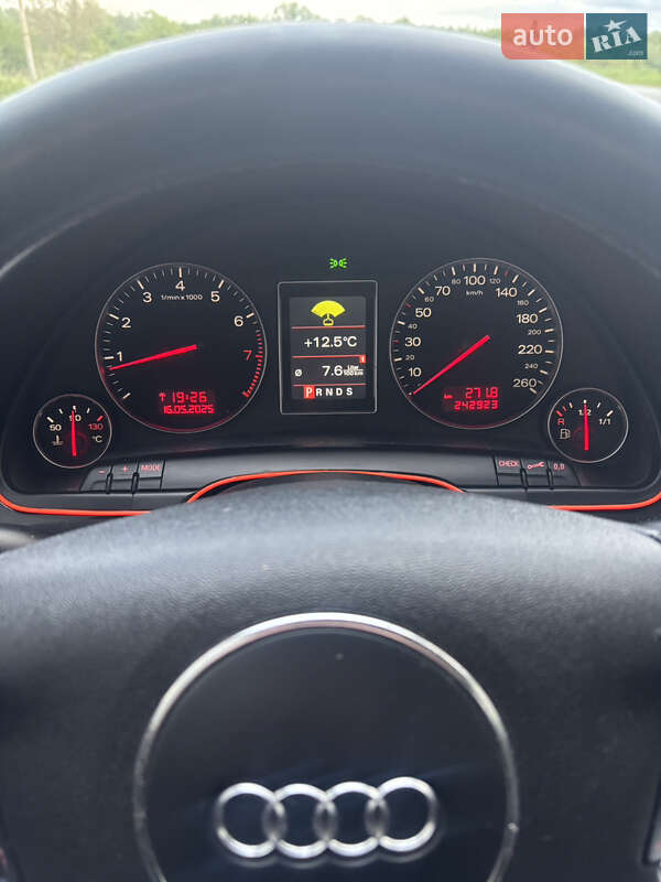 Универсал Audi A4 2004 в Старом Самборе