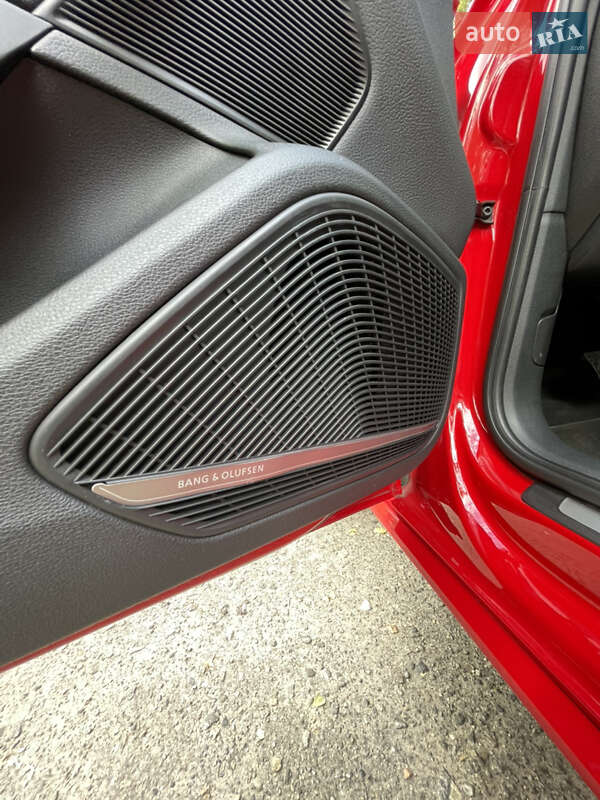 Седан Audi A4 2016 в Днепре