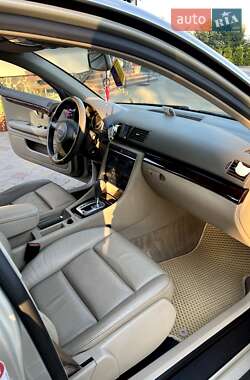Універсал Audi A4 2004 в 