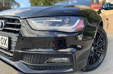 Седан Audi A4 2015 в 