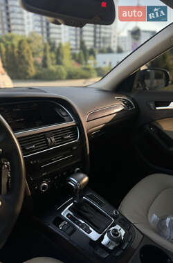 Седан Audi A4 2013 в 