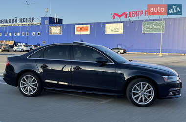 Седан Audi A4 2013 в 