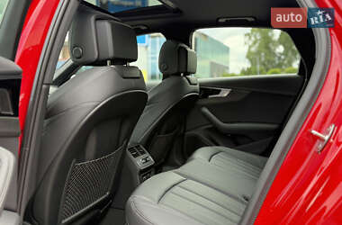 Седан Audi A4 2023 в 