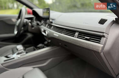 Седан Audi A4 2023 в 