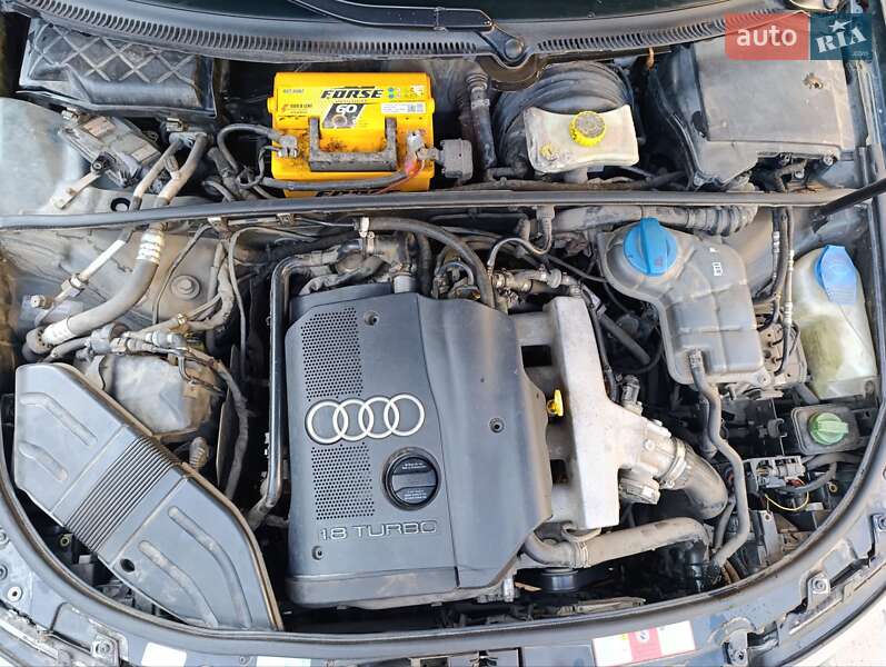 Седан Audi A4 2002 в Вознесенске