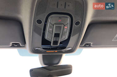 Седан Audi A4 2018 в 