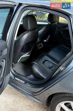 Седан Audi A4 2014 в Чайках
