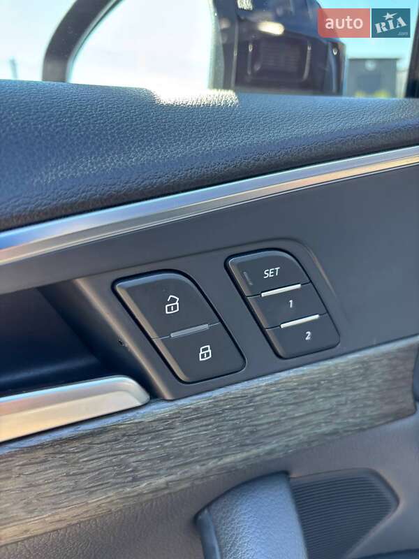 Седан Audi A4 2016 в Киеве фото 14 Седан Audi A4 2016 в Киеве