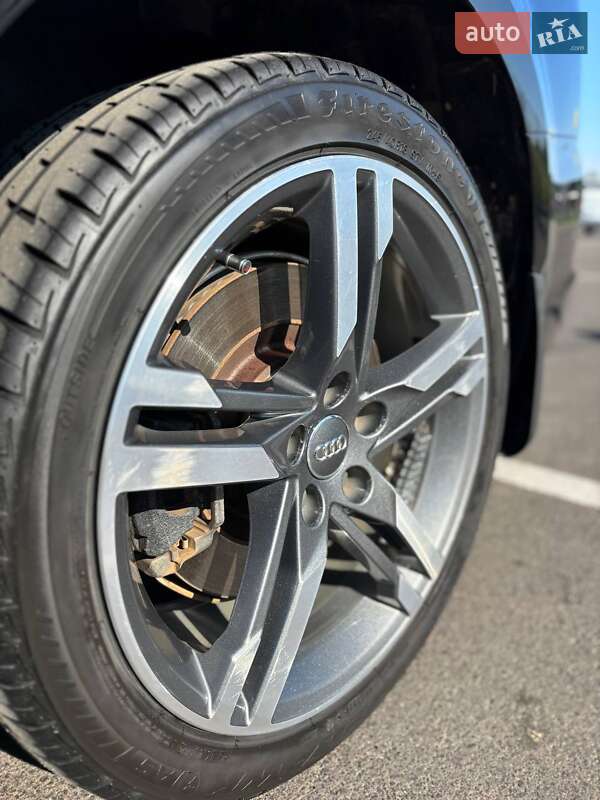 Седан Audi A4 2016 в Киеве фото 52 Седан Audi A4 2016 в Киеве