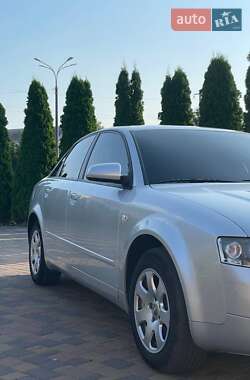 Седан Audi A4 2003 в 