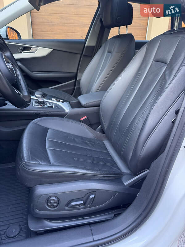 Седан Audi A4 2017 в Виноградове