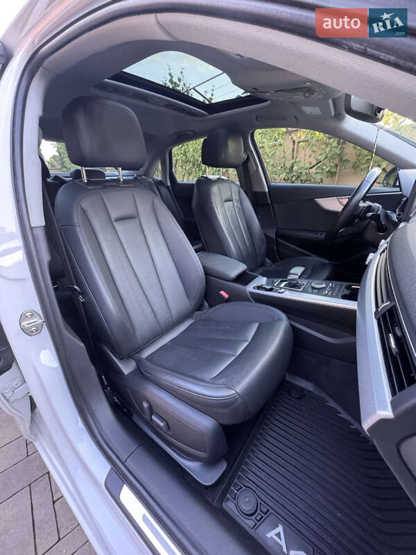 Седан Audi A4 2017 в Виноградове