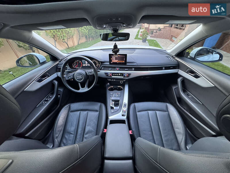 Седан Audi A4 2017 в Виноградове