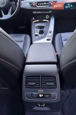 Седан Audi A4 2017 в 